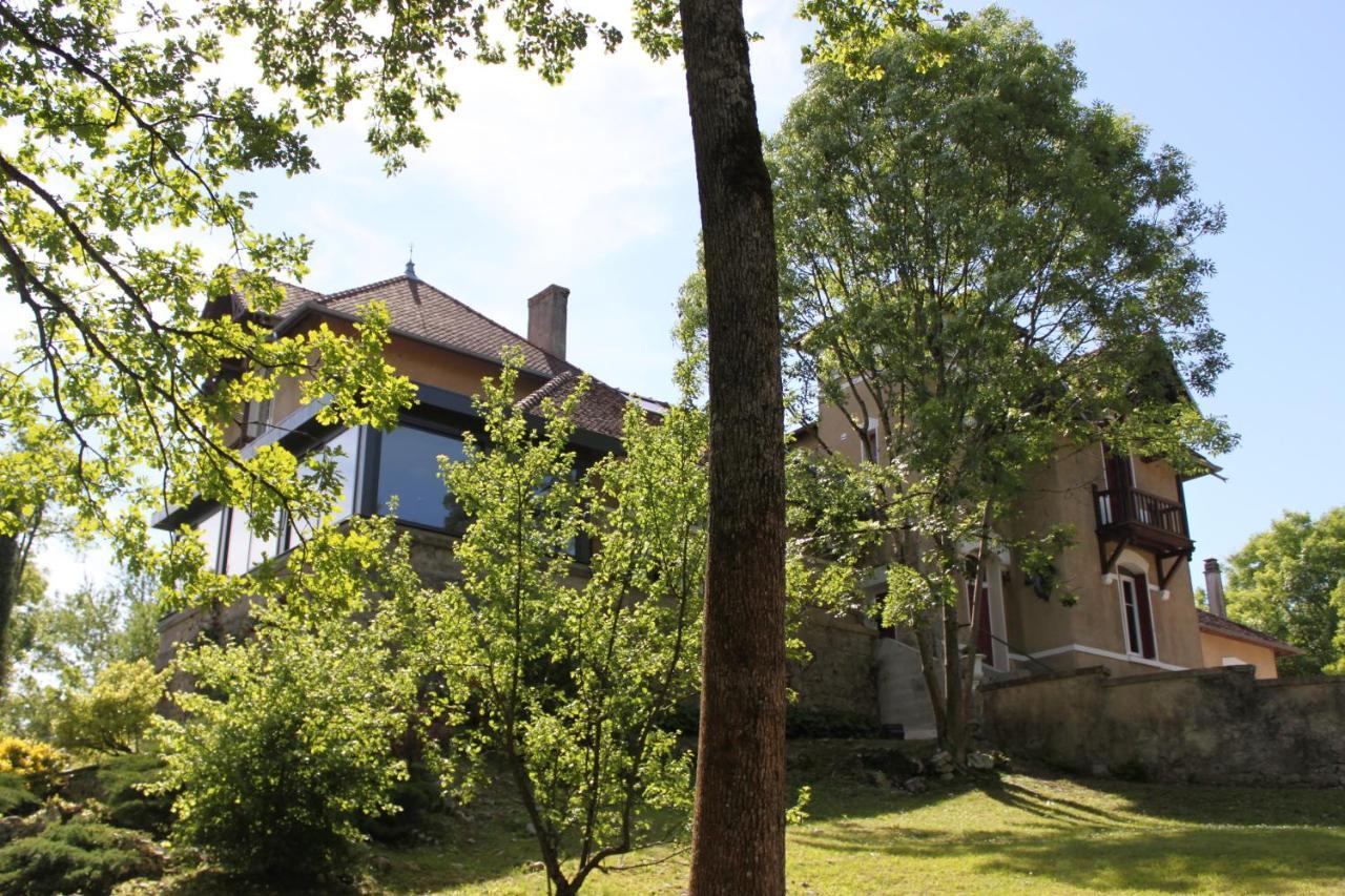 La Garenne De Morestel Exterior foto
