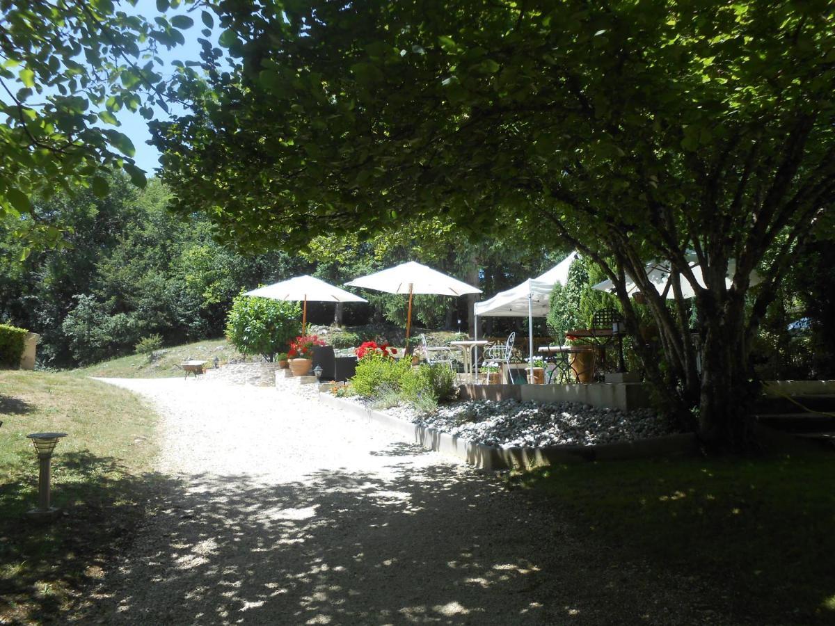 La Garenne De Morestel Exterior foto