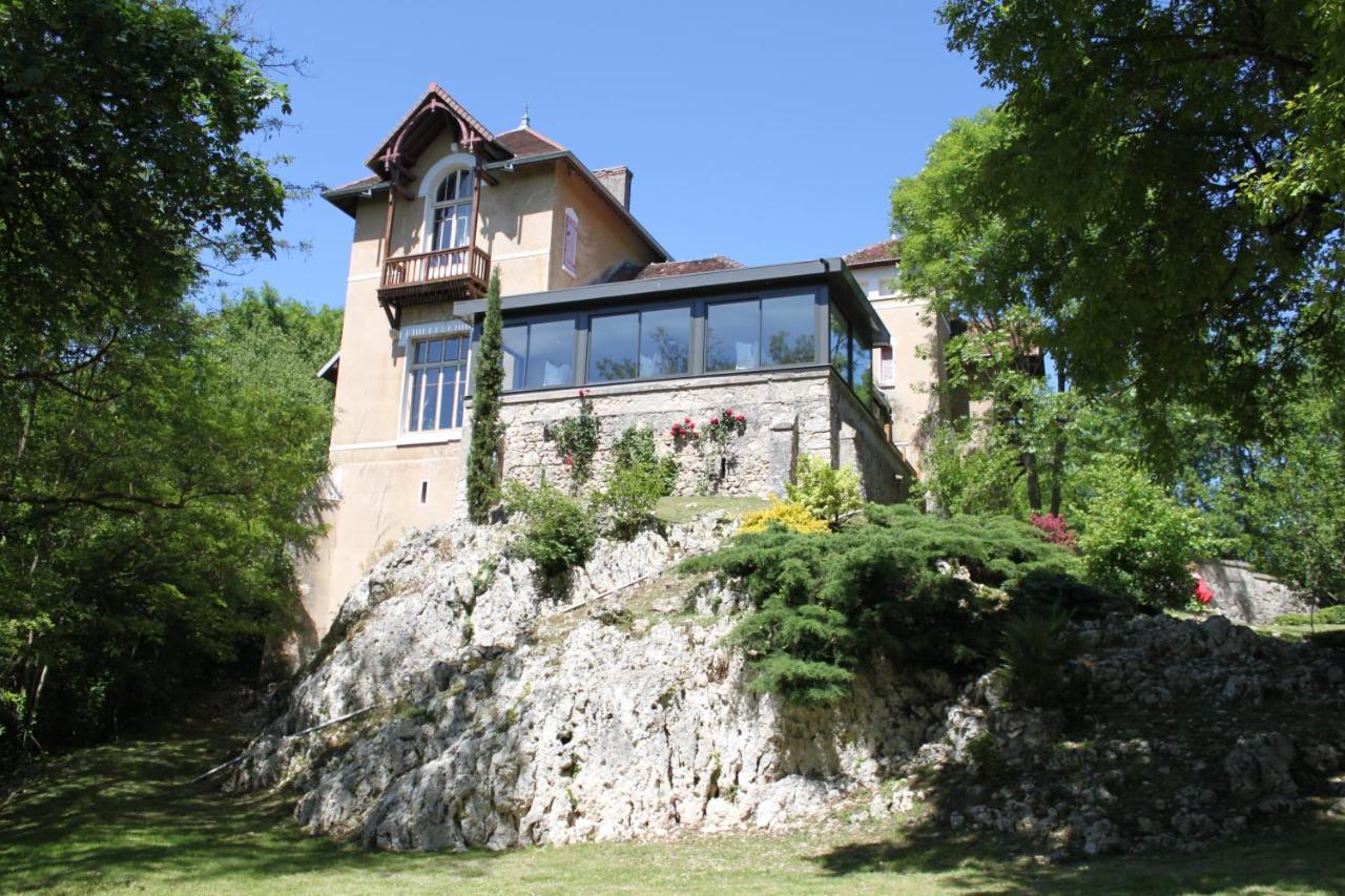 La Garenne De Morestel Exterior foto