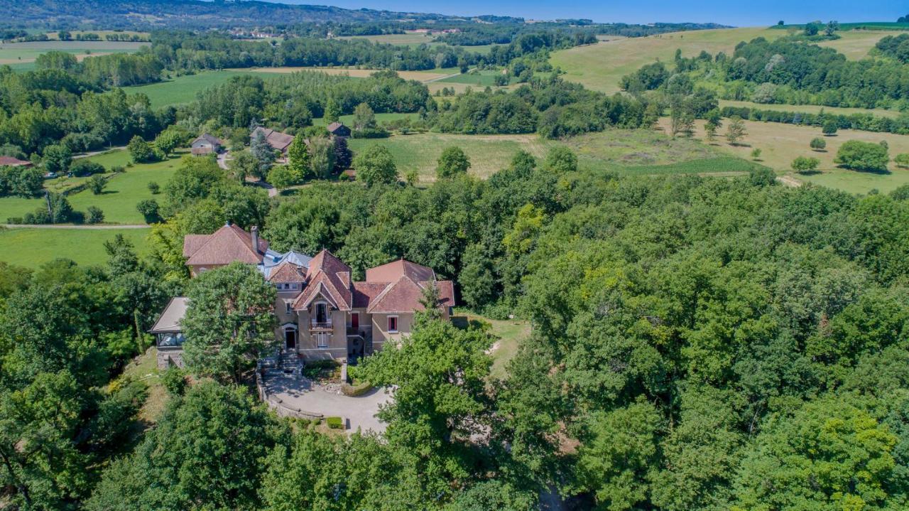 La Garenne De Morestel Exterior foto