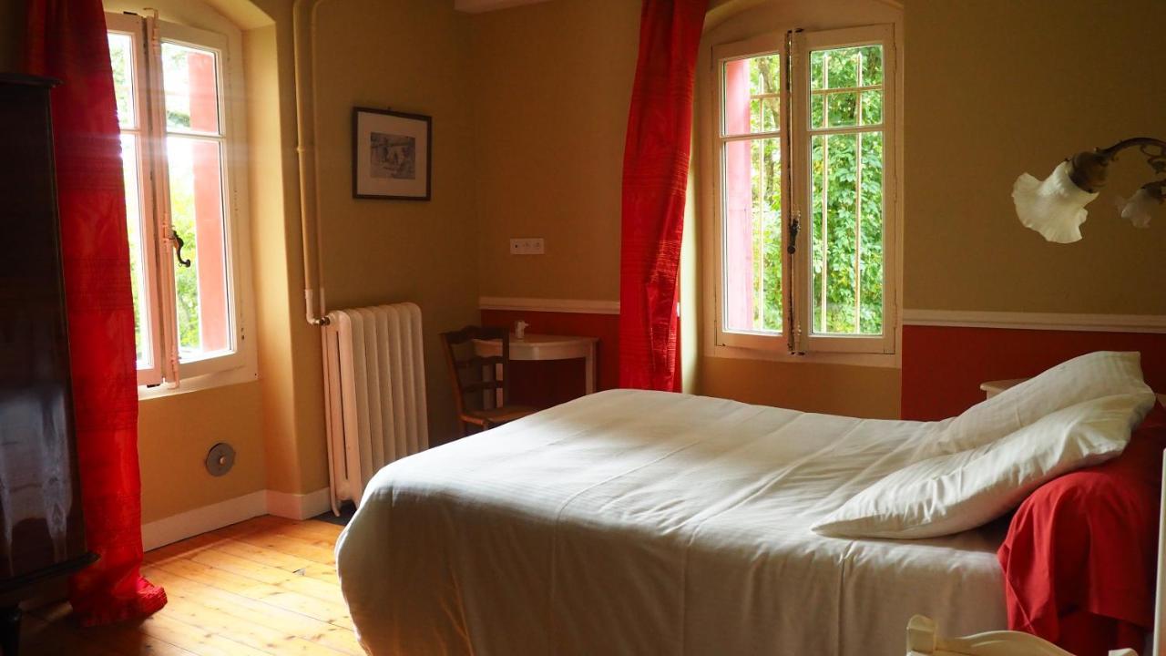 La Garenne De Morestel Exterior foto